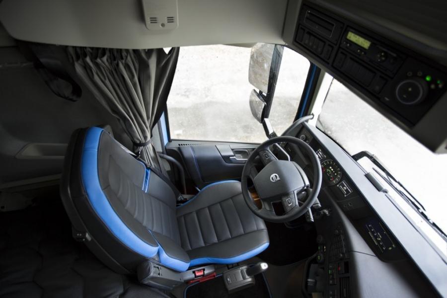 Интерьер Volvo FH 540 4x2 Viking 2017 года  (RU) (фото 3 из 4)